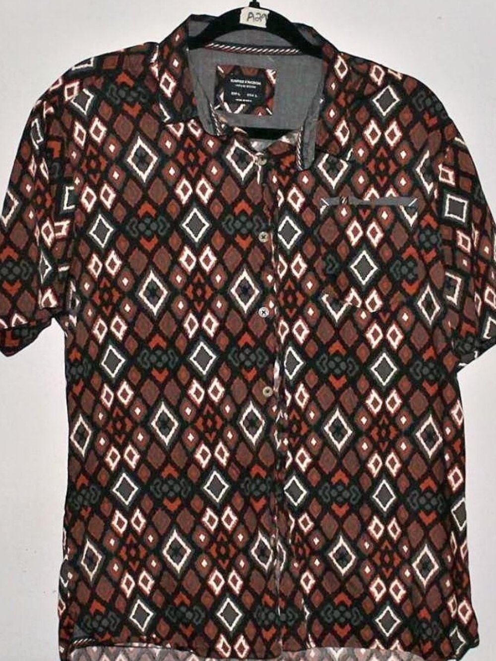 ✨ Diamond Pattern Button Down